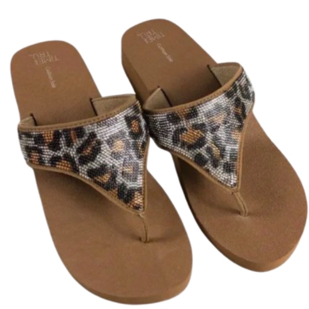 Time and Tru Womens Lifestyle Flip Flops